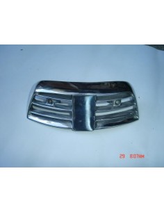 rejilla-detras-del-asiento