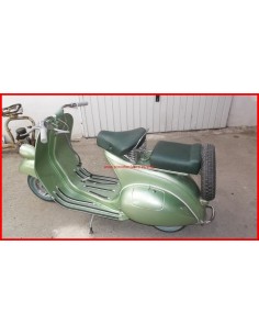 V555 Vespa faro abajo 2