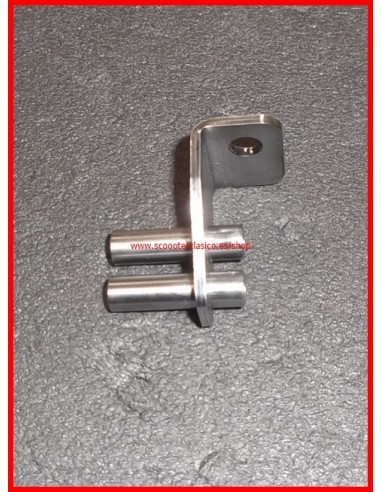 Soporte terminal de camisas Vespa antigua