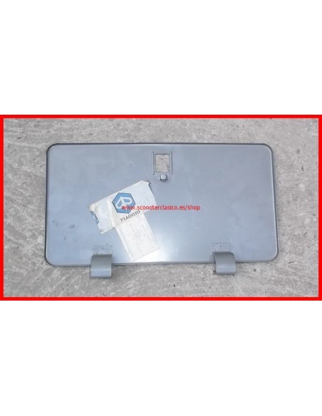Puerta maletero Vespa 200 original