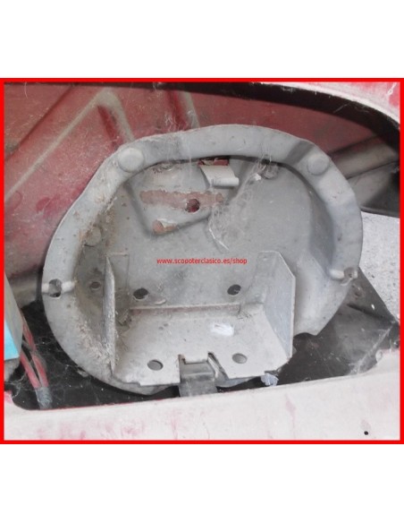 Soporte de la rueda de repuesto con bateria