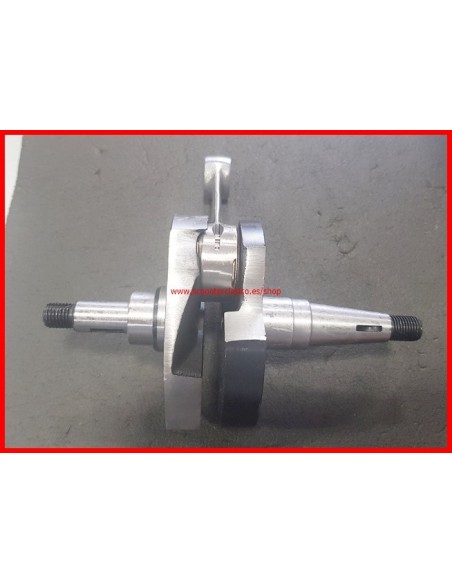 Cig&uuml;e&ntilde;al Vespa PX125/150 carrera larga