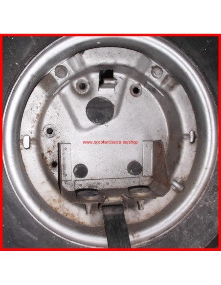 Soporte de la rueda de repuesto con bateria