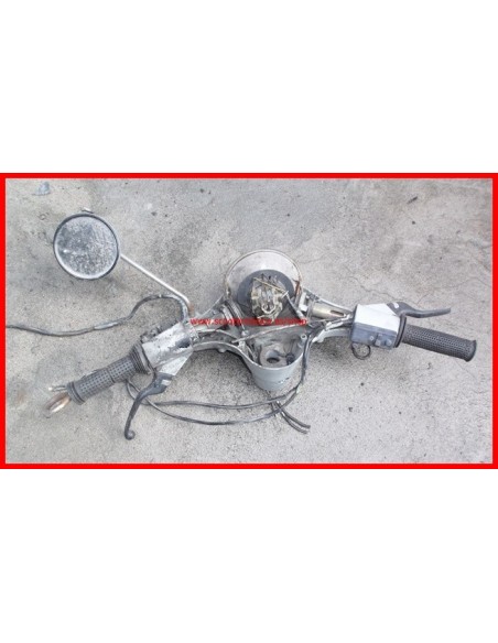Manillar de Vespa 200 usado