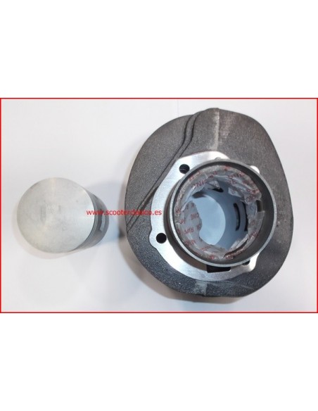 CILINDRO Y PISTON VESPA 200 ( ROTO)