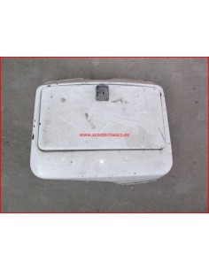 GUANTERA NUEVA VESPA 200 Iris 2