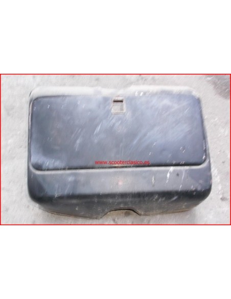 Guantera de Vespa 200 DN usada