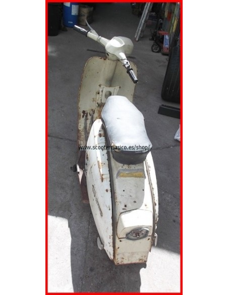 L131 Lambretta LI 150 Special