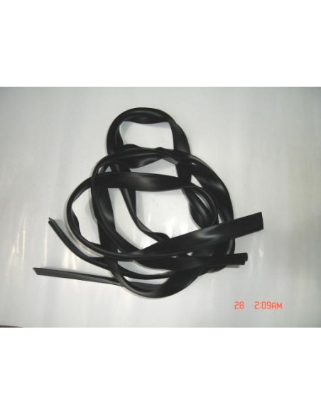 goma-cofano-negra-lambretta