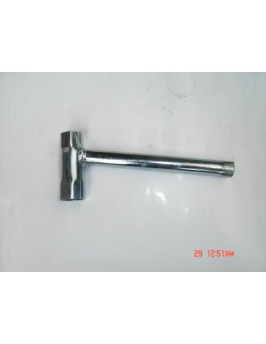 llave-de-bujia-primavera