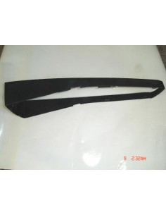 plastico-embellecedor-dabajo-del-asiento