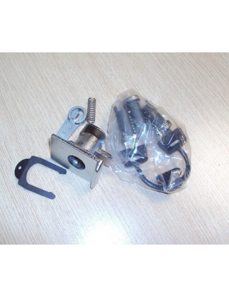 juego-bombines-y-cerradura-baul