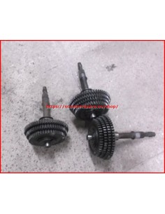 Eje secundario con pi&ntilde;ones...