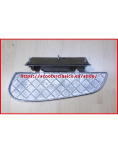 Reposapies de Vespa en Cofano