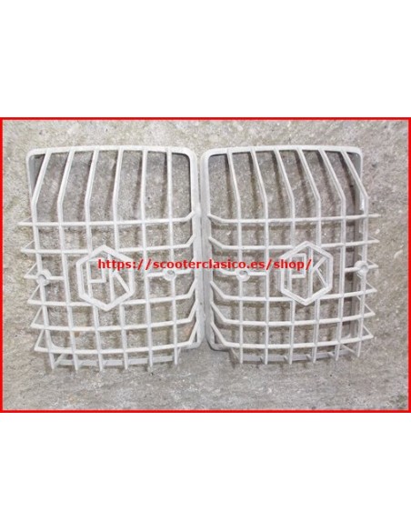 Rejilla Piloto trasero Vespa PK blanco