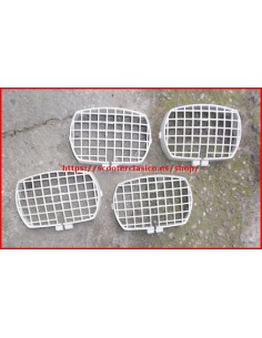 Rejilla faro de Vespa...