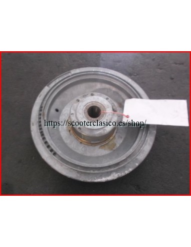 PLATO magnetico de Vespa 200 Femsa