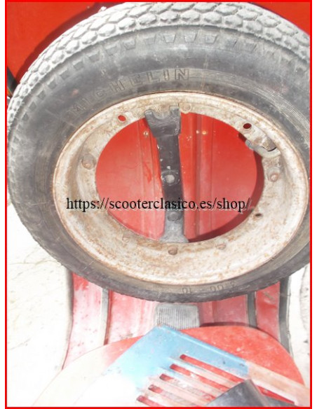 Soporte rueda de repuesto Vespa