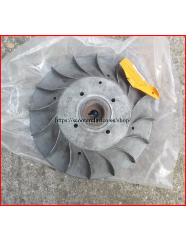 Plato magnetico Vespa 200 Femsa