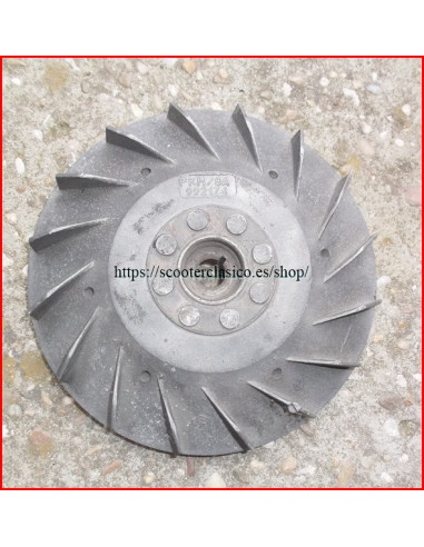 Plato magnetico Vespa PK