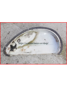 Cofano izquierdo de Vespa...