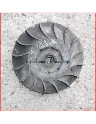 Plato magnetico Vespa 160