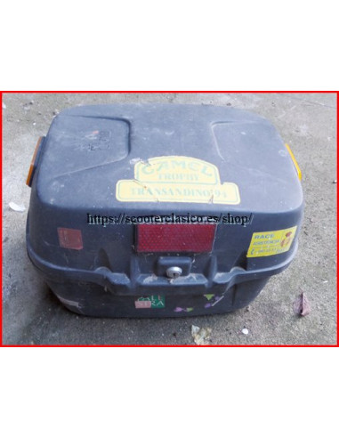 Baul portaobjetos usado