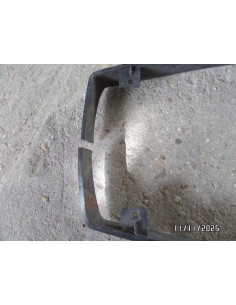 Plastico debajo del asiento... 2