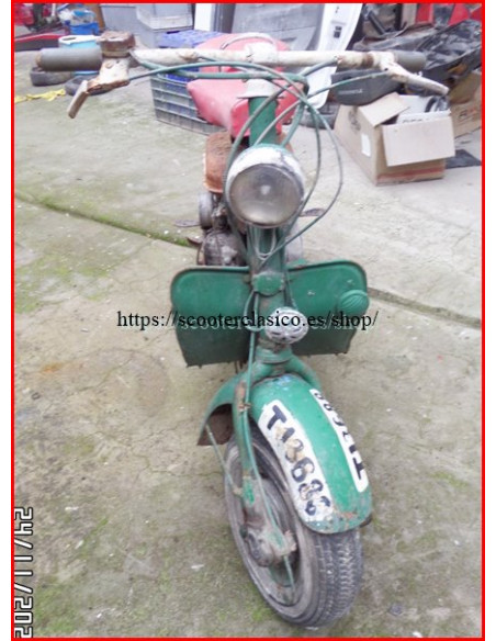 L145 Lambretta D Patinete