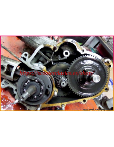 Pi&ntilde;&oacute;n Primario de Motor Vespa 150 S