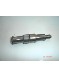 eje-del-basculante-con-agujas