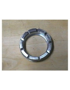 tuerca-del-reten-de-rueda-trasera