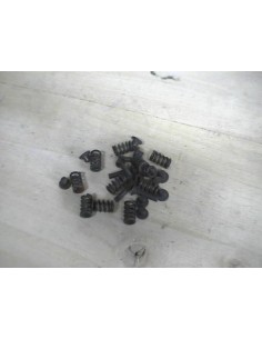 conjunto-de-muelles-y-remaches-del-elastico