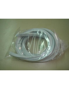 goma-maletero-de-color-gris