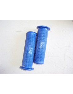 Pu&ntilde;os Azules de 24mm