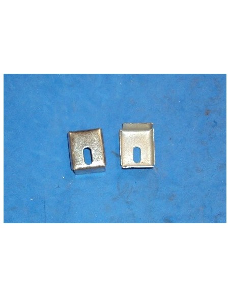 Pletina sujecci&oacute;n cofano izquierdo