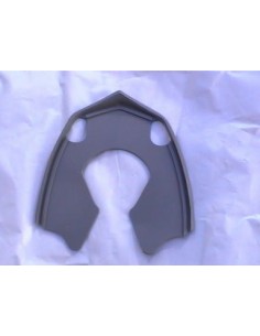 goma-del-guardabarros-al-escudo