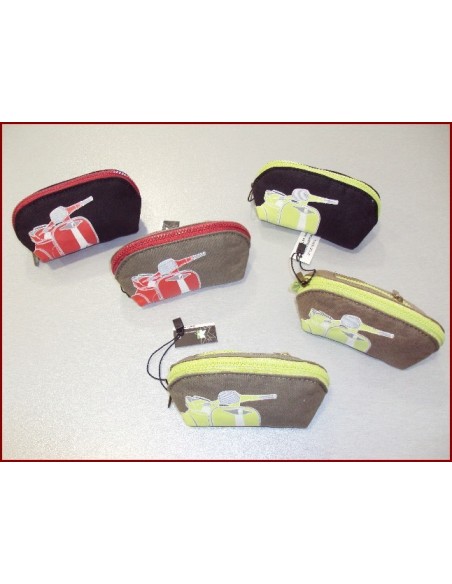 Monedero ovalado de color negro