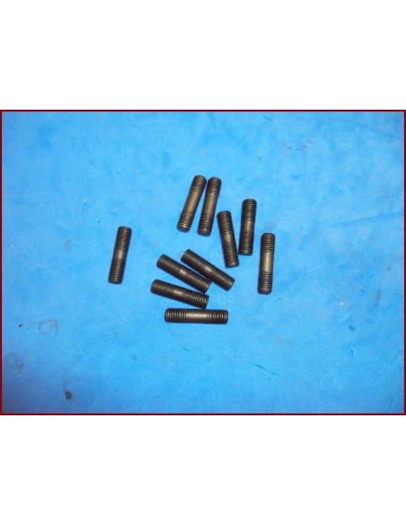 Esparrago 7x28 carter motor Lambretta