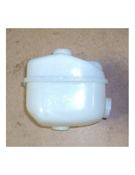 Depostio de aceite sin componetes