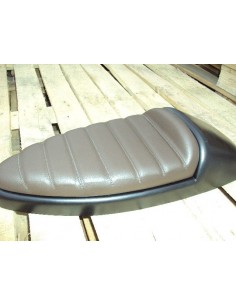 Asiento deportivo de chapa MARRON 2