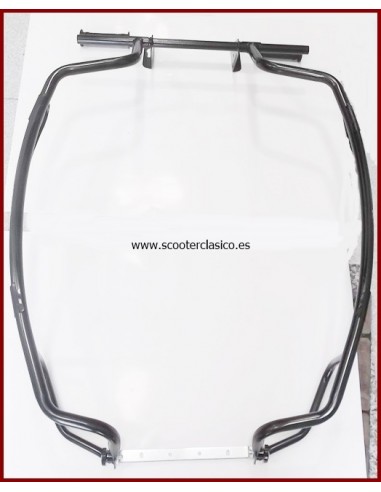 Defensas traseras de la Vespa 200 negras