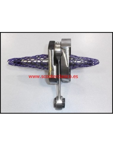 Cig&uuml;e&ntilde;al de Vespa PK xl anticipado