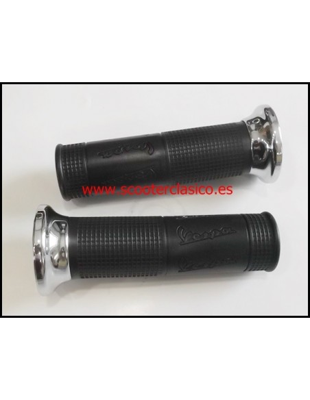 Pu&ntilde;os cromados con logo Vespa