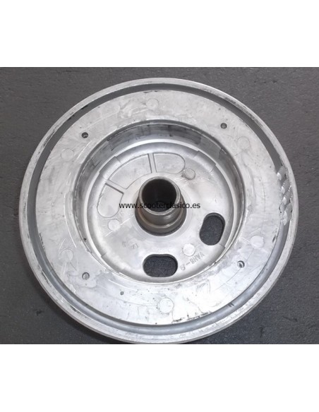 Plato magnetico Femsa de Vespa PK 