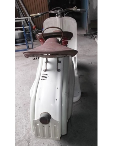 L108 Lambretta LD semirestaurada