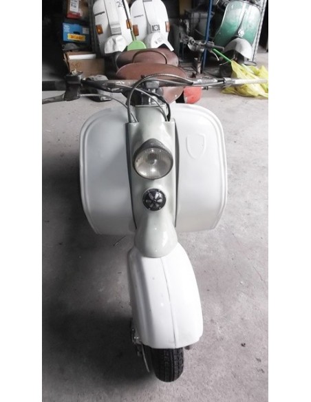 L108 Lambretta LD semirestaurada