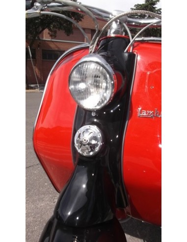 L109 Lambretta LD restaurada autorizada sidecar