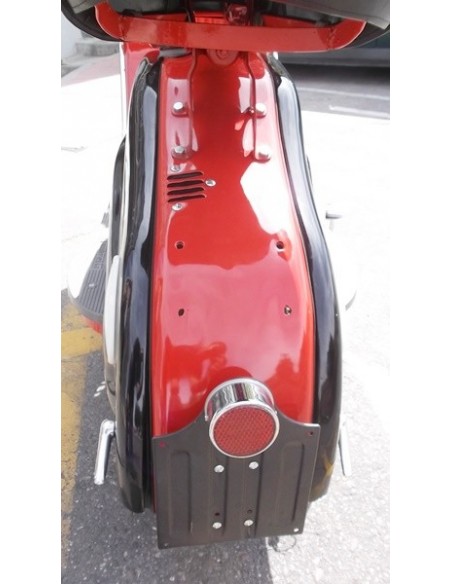 L109 Lambretta LD restaurada autorizada sidecar
