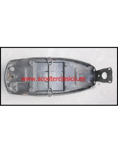 Asiento de Vespa 200 usado